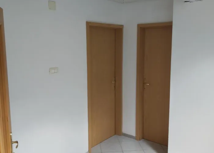 Zagon Alloggio in famiglia Postumia